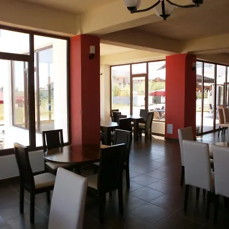 Vila Nobila 4*
